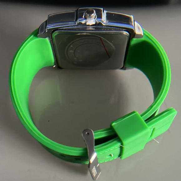 Strada Large Face Japanese Movement Quartz Watch - NOS - Picture 11 of 16